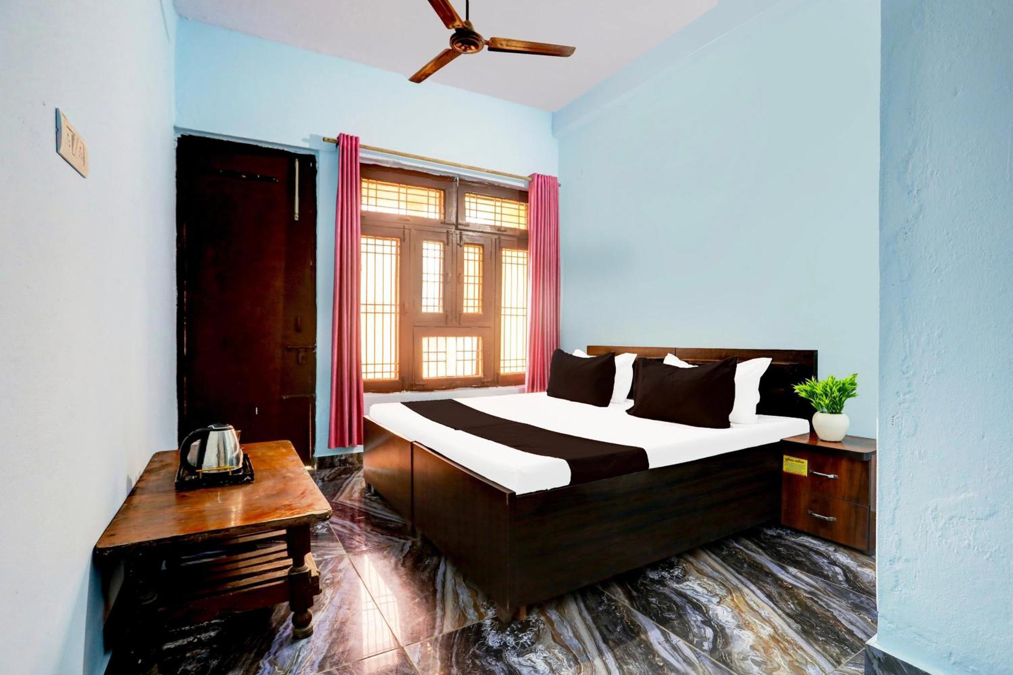 Spot On New Diamond Guest House Rudrapur Екстериор снимка